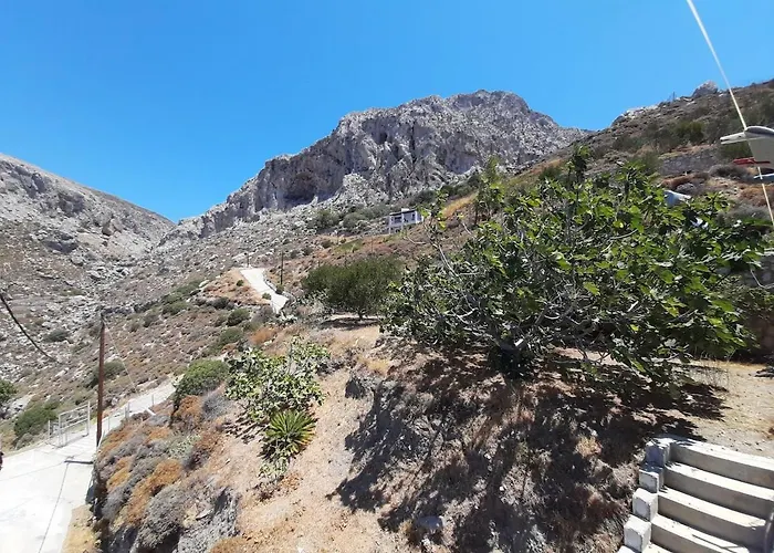 Symbligates Rocks بيت للعطل